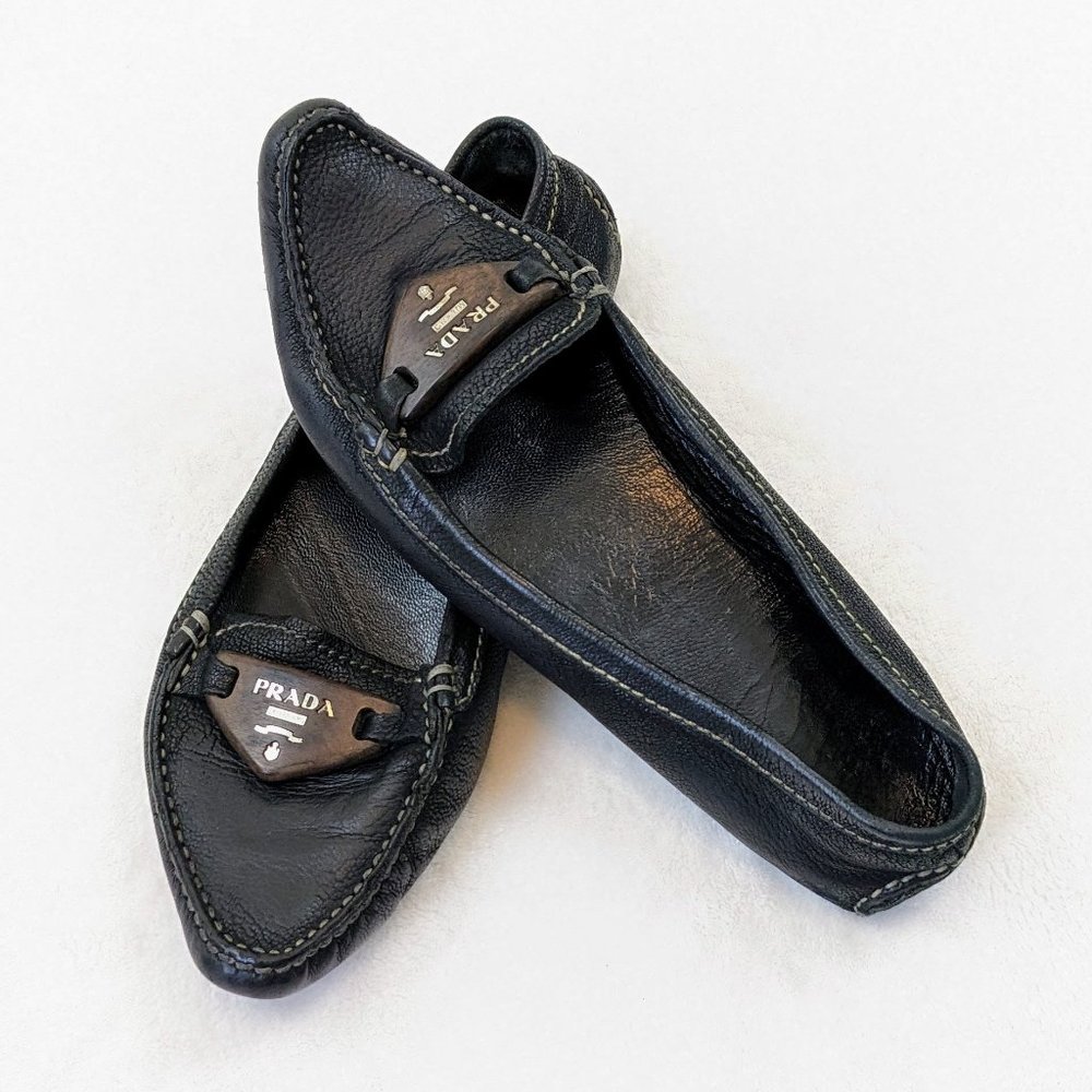 PRADA Leather Loafer Moccasin black
